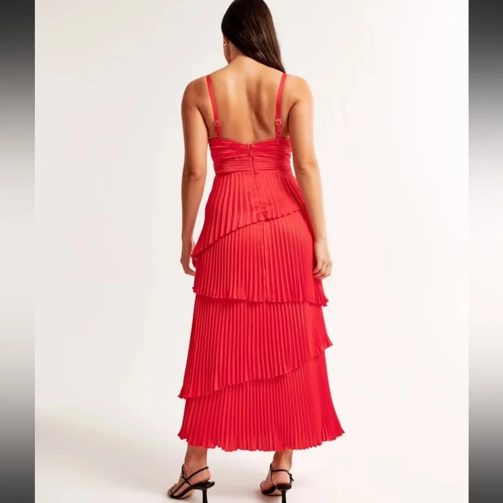 Abercrombie & Fitch Giselle Pleated Maxi Dress